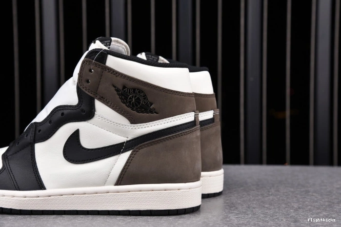 JORDAN DARK HIGH 555088-105 AIR 1 MOCHA RETRO 0924